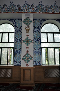 Azizya Mosque, London, , United Kingdom, 2013-8-4, 