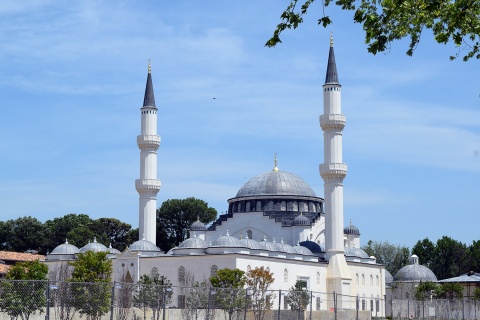 Diyanet Center of America (DCA), Lanham, MD, United States, 2015-5-26, 
