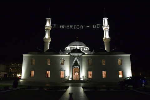 Diyanet Center of America (DCA), Lanham, MD, United States, 2016-5-31, 