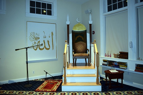Yusuf Mosque, Brighton, MA, United States, 2015-5-5, 