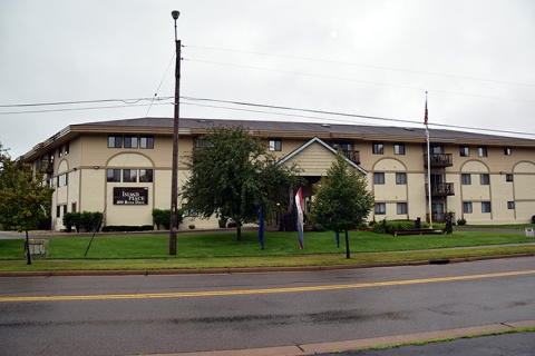 Friday @ Island Place Apartments, Wausau, WI, United States, 2016-7-28, 