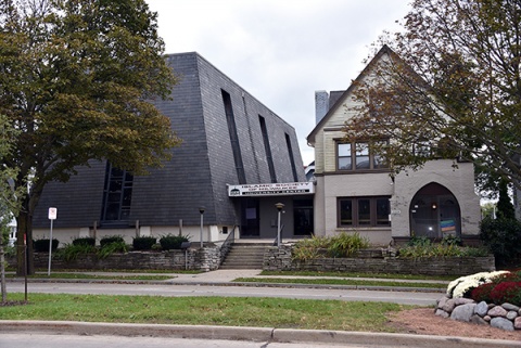 ISM University Center, Milwaukee, WI, United States, 2019-10-13, 