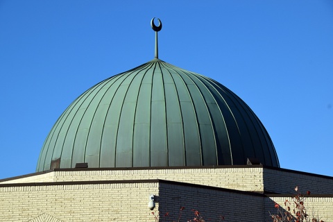 Mosque Foundation (MF), Bridgeview, IL, United States, 2015-11-1, 