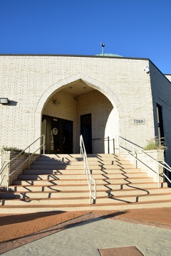 Mosque Foundation (MF), Bridgeview, IL, United States, 2015-11-1, 