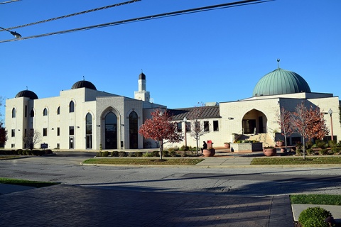 Mosque Foundation (MF), Bridgeview, IL, United States, 2015-11-1, 